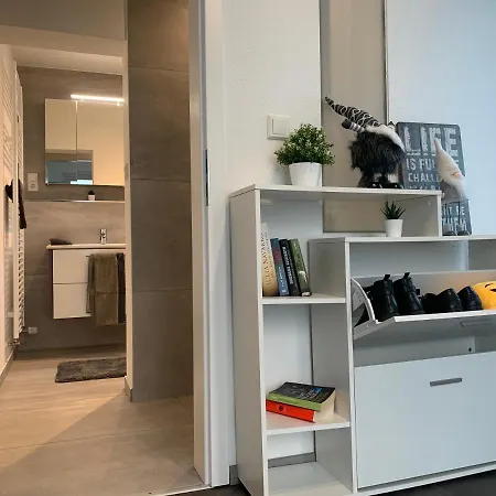 W1 - Kontaktloser 24h Check In, W-lan, Netflix, Parkplatz, Kueche, Boxspring-bett Бюккебург